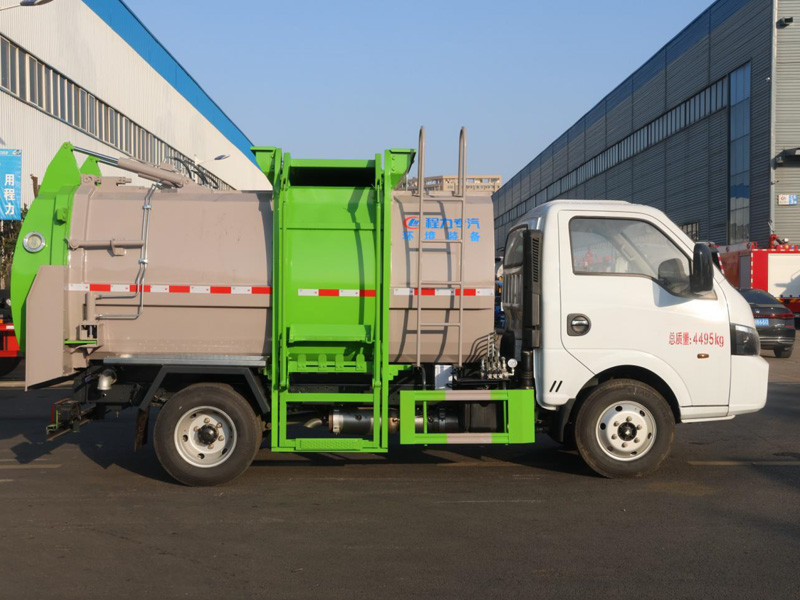 东风途逸餐厨垃圾车