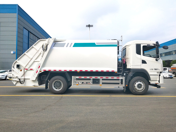 CL5181ZYSBEV型比亚迪T8纯电动压缩车