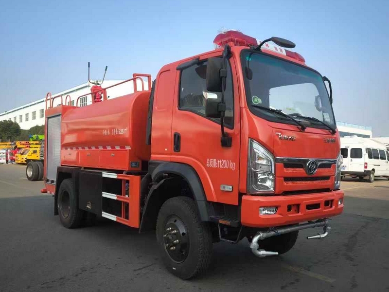 6吨三环创客消防洒水车