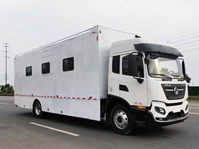 CL5160XCC6AYS东风天锦餐车