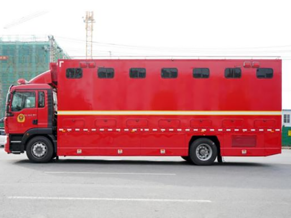 CL5130XCS6BZ天锦厕所车