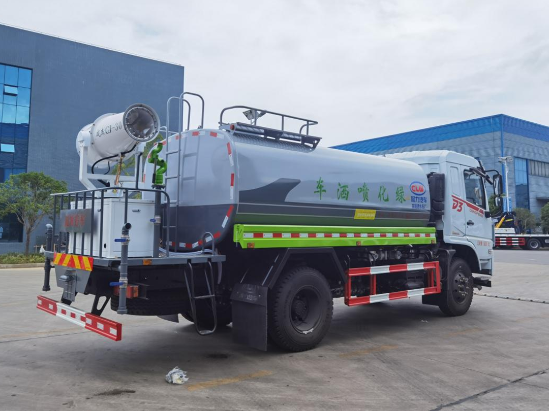 东风专底系列11.9方绿化喷洒车