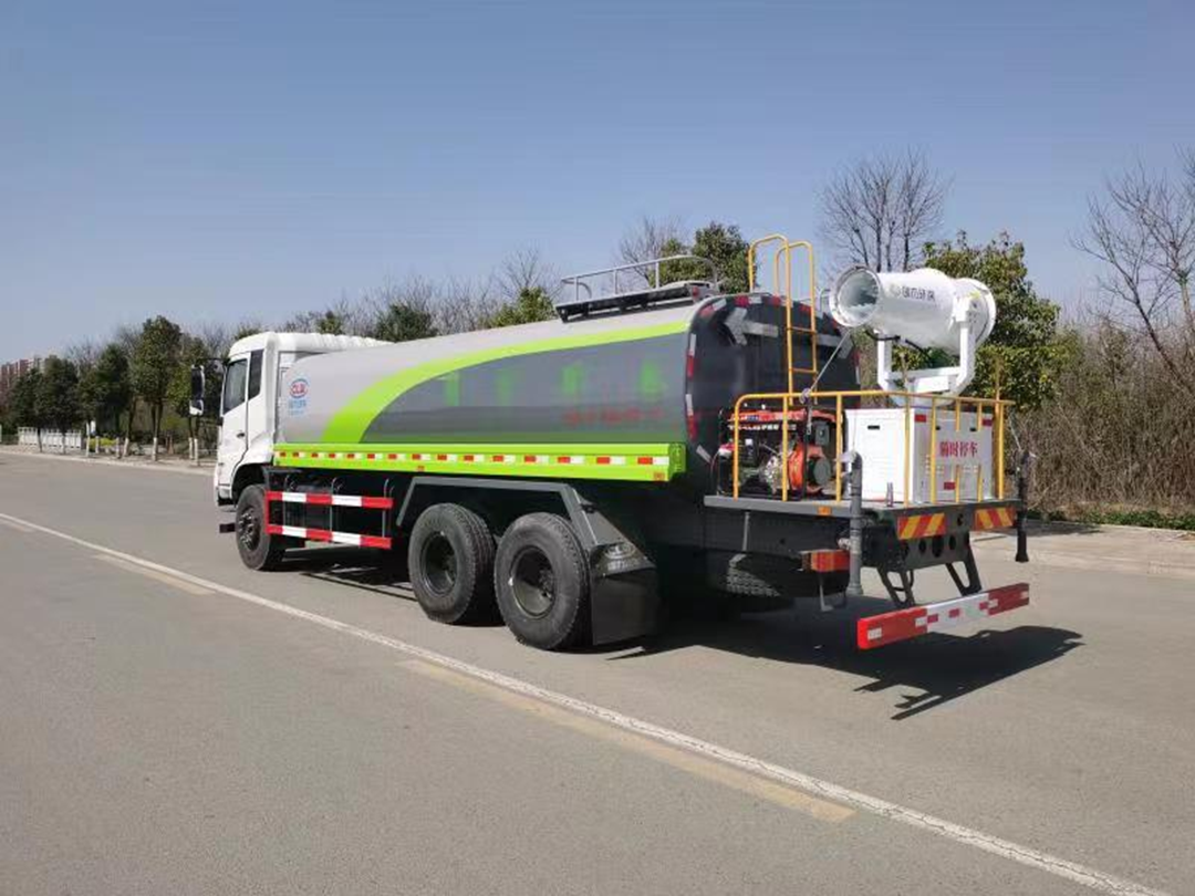 东风天锦后双桥18.47方绿化喷洒车