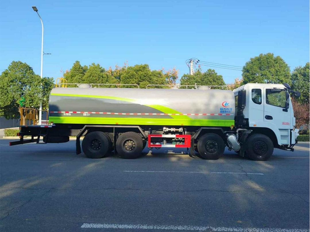 东风锦程前四后八25方绿化喷洒车