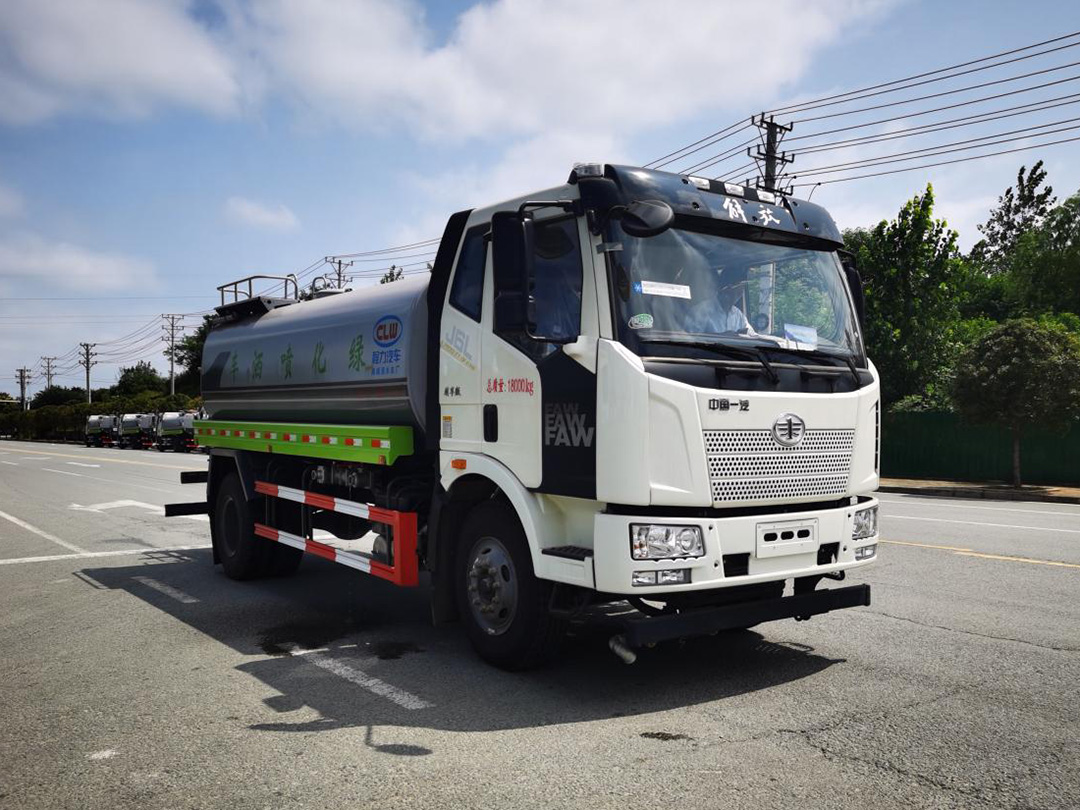 解放系列14.26方绿化喷洒车