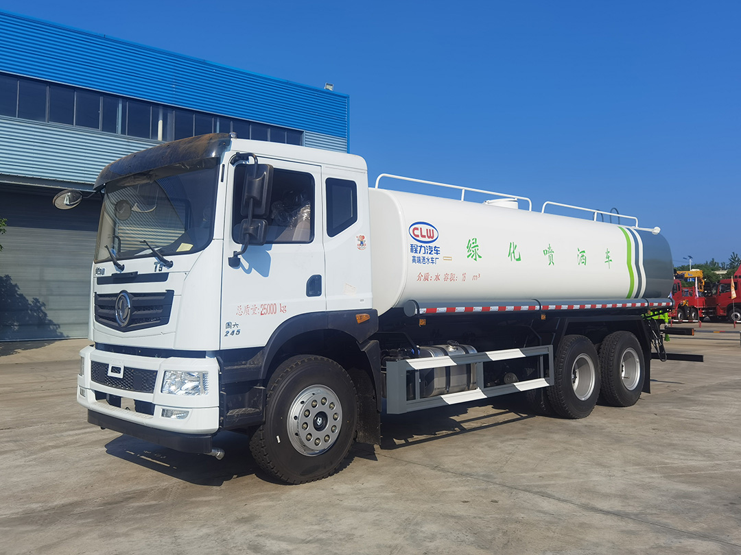 国六华神T5 20方洒水车