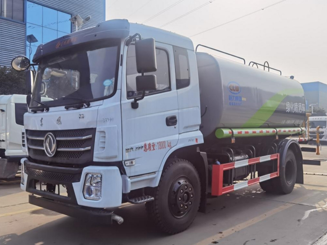 程力东风系列 14.57方绿化喷洒车