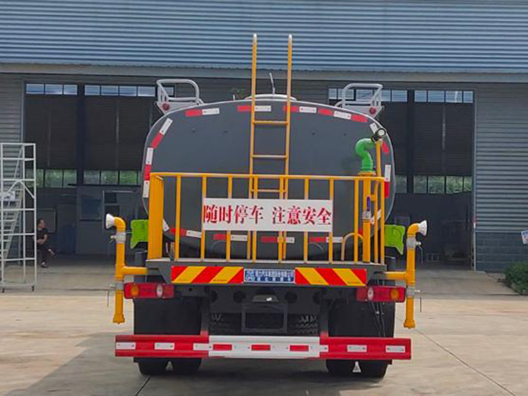 东风K6系列12.73方洒水车
