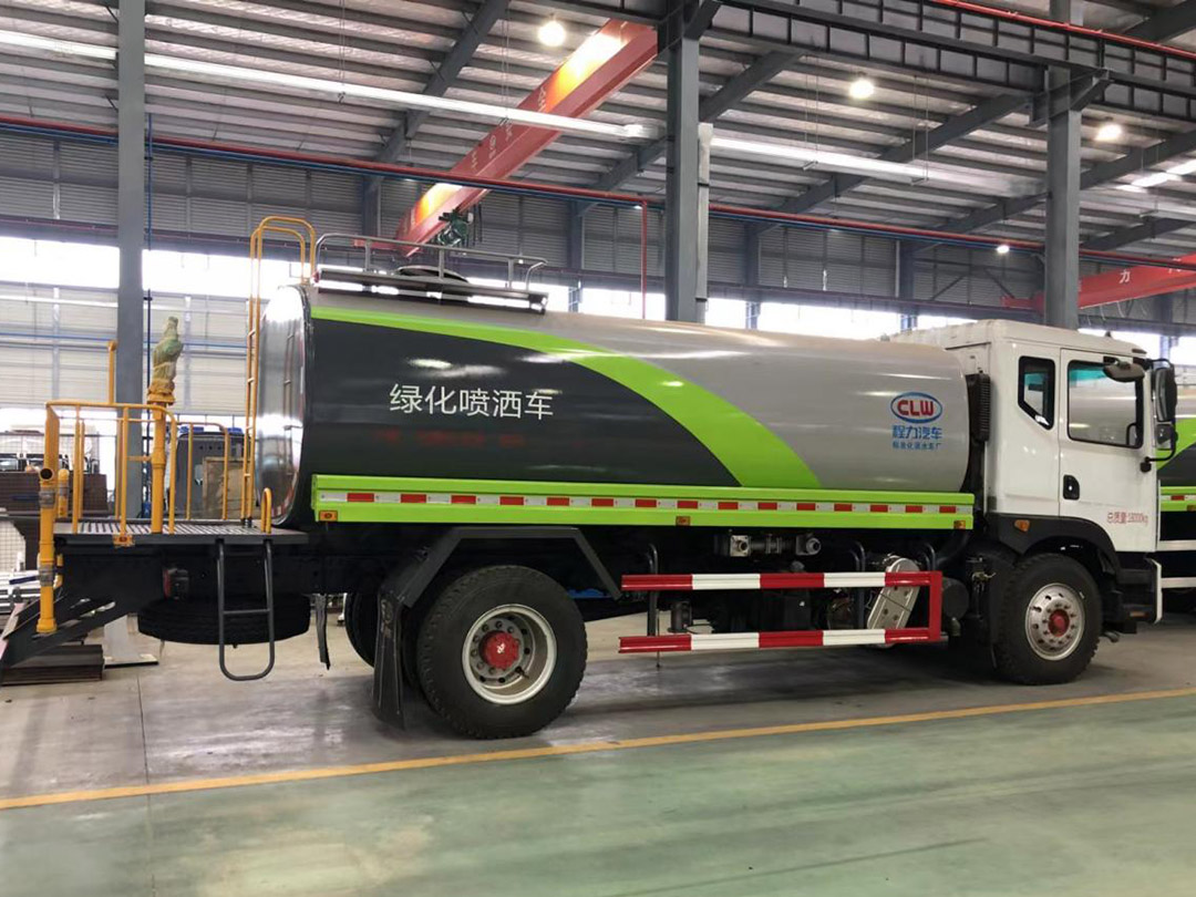 东风D9系列14.36方绿化喷洒车