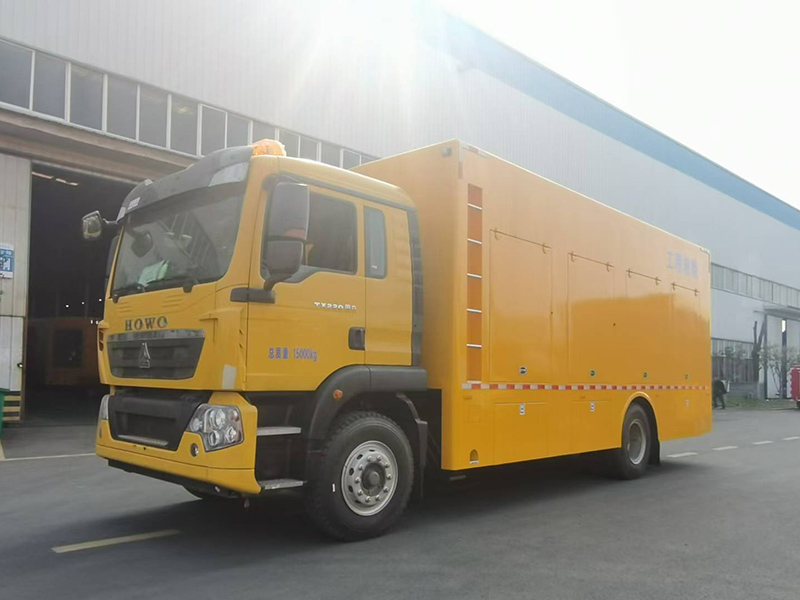 重汽豪沃4000方（便携）