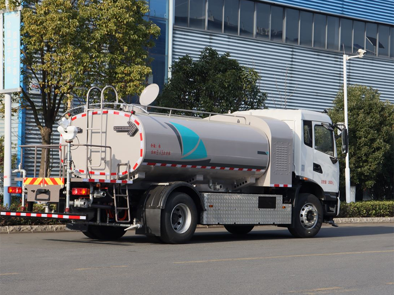 东风天锦10方纯电动洒水车