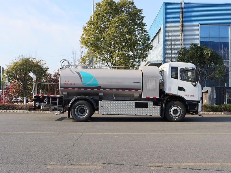 东风天锦10方纯电动洒水车