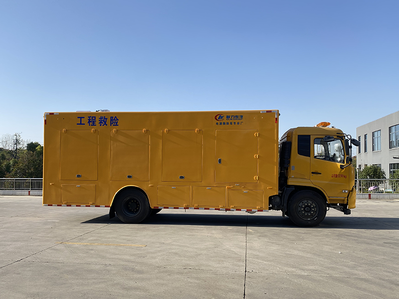 程力牌东风天锦6000方排水车（便携）