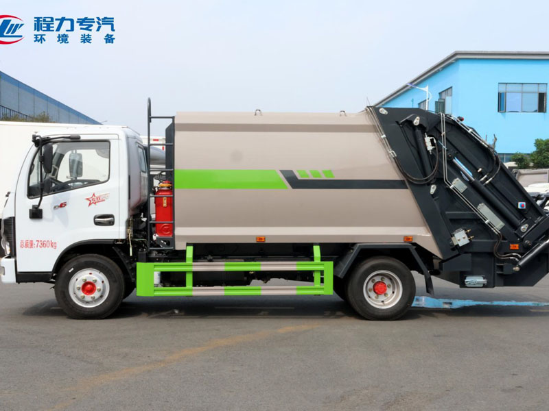 东风多利卡D6压缩垃圾车