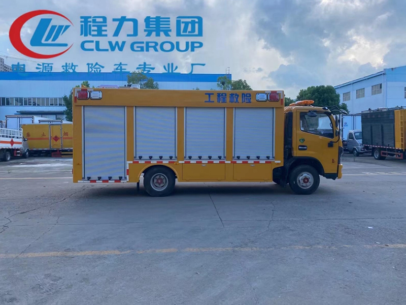 东风多利卡D7 2000方排水车