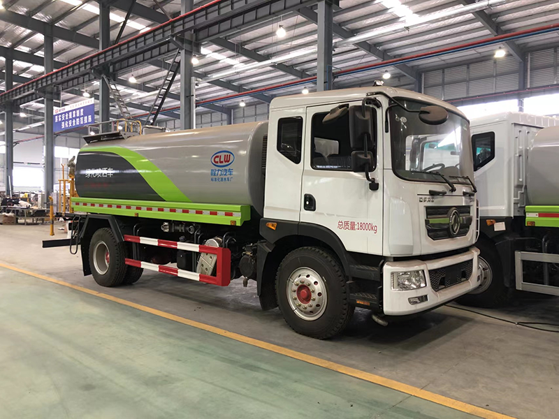 15方东风D9新能源洒水车