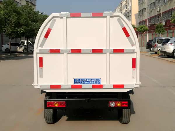 程力威牌CLW5030ZXLB6型厢式垃圾车