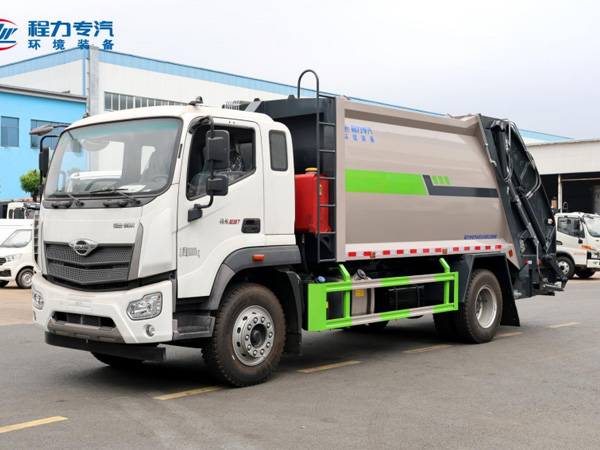 福田领航ES7压缩垃圾车