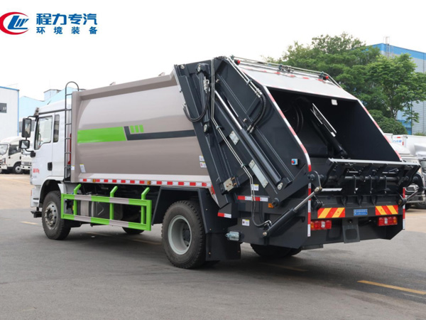 陕汽德龙L3000压缩垃圾车